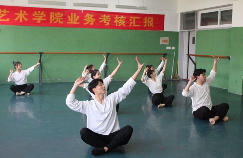 汗水见证成长丨力明学院艺术学院月考暨汇报演出圆满结束