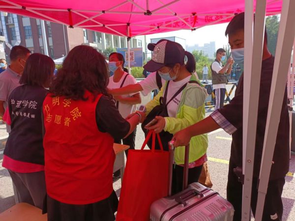满“新”欢喜 未来可期|2022级萌新，力明欢迎你
