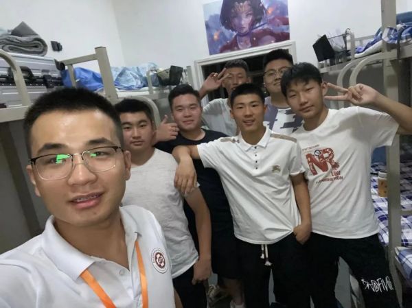 刷屏了！这样的力明，谁能不爱呢